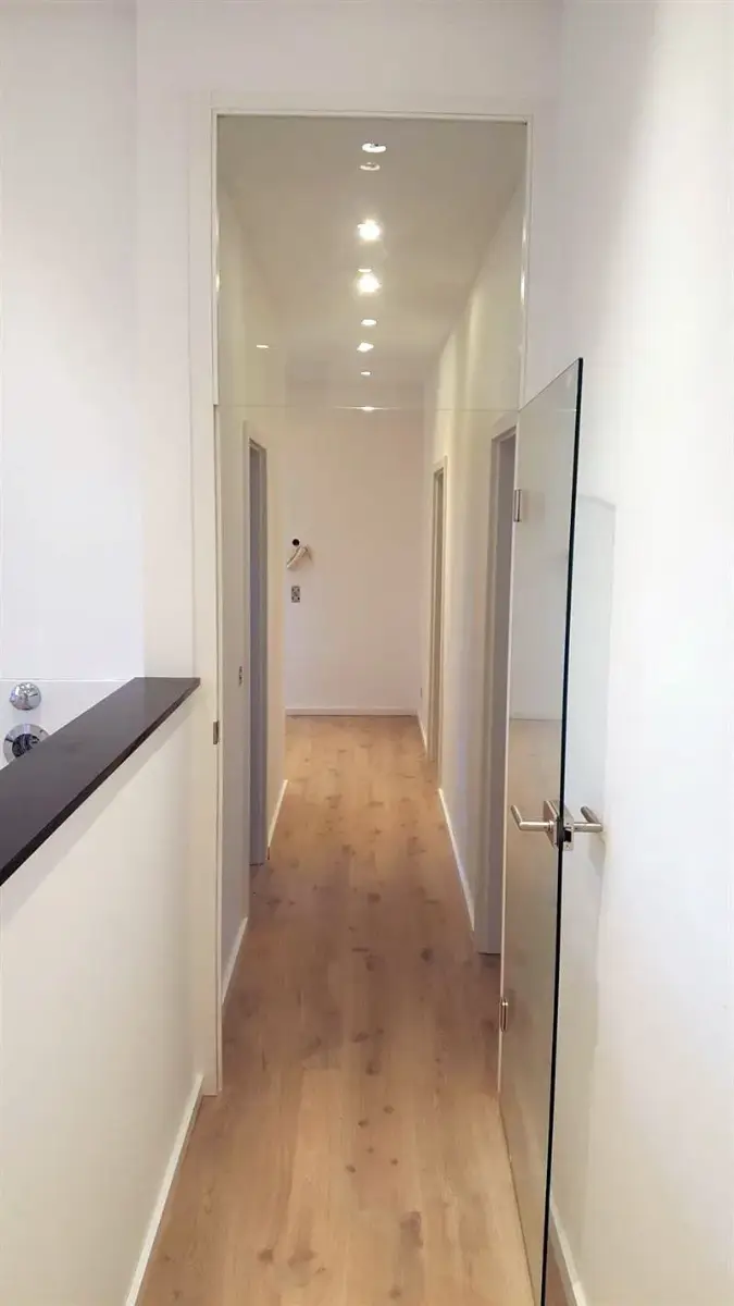 Wohnungsflur nach der Renovierung