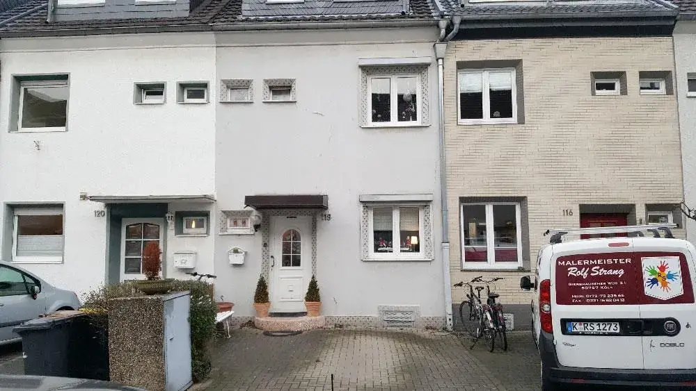 Hausfassade vor der Renovierung